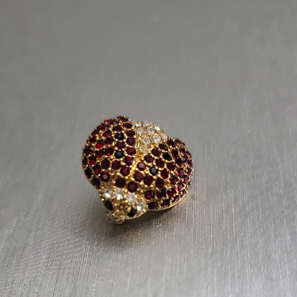 Vintage Signed Monet Elegant Gold and Red Ladybug Brooch - Picture 4 of 11